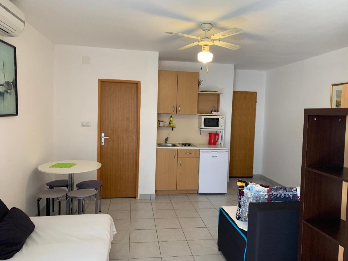 Apartments Rubis Rovanjska Εξωτερικό φωτογραφία